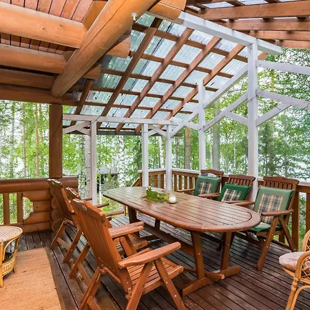Holiday home Hiidenlinna By Interhome